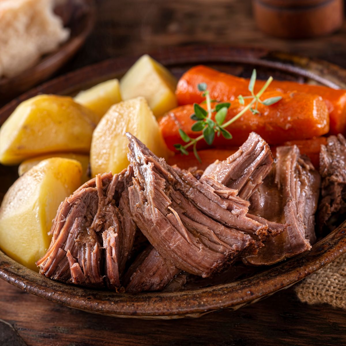 Slow Cooker Pot Roast: Classic Recipe