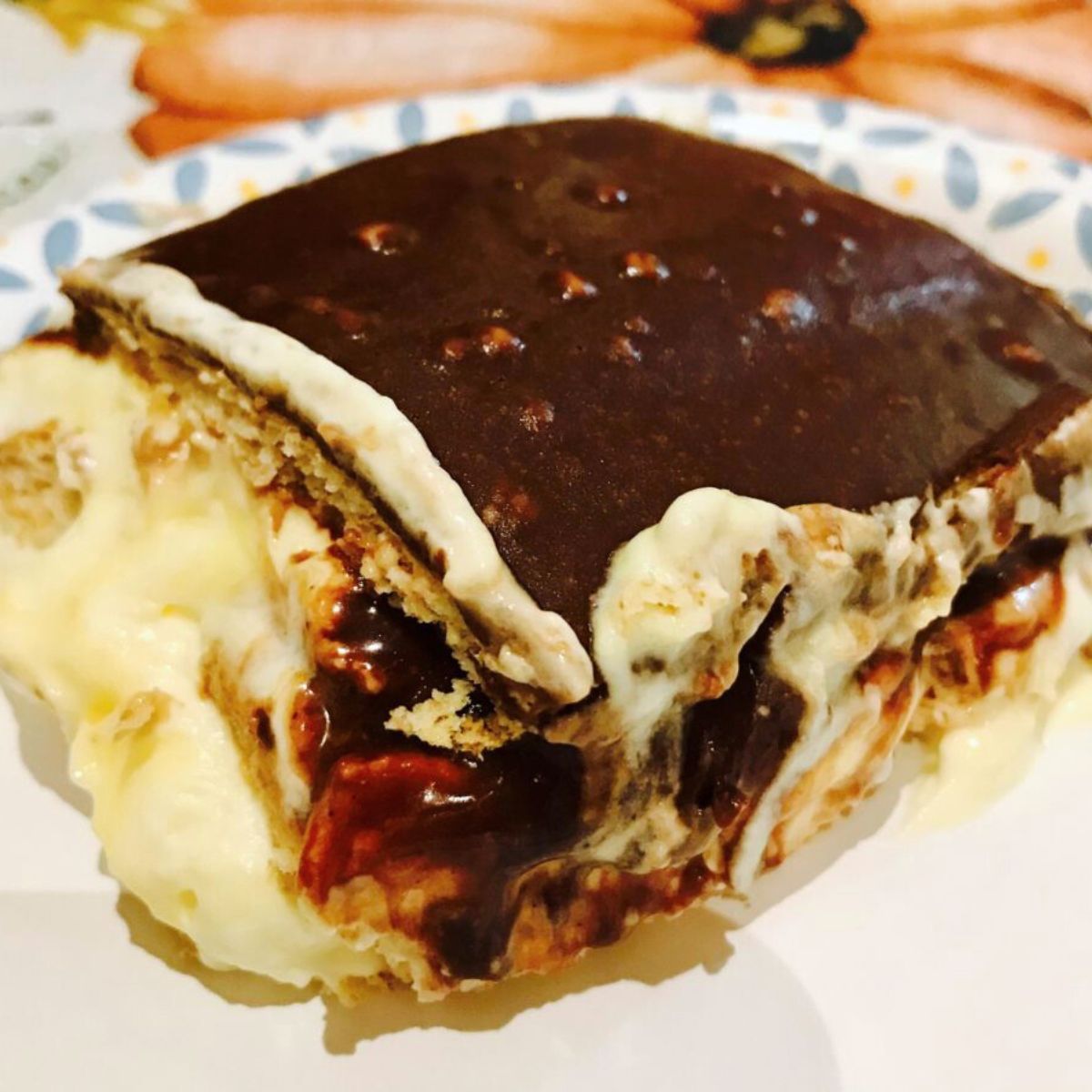 Easy No Bake Chocolate Eclair Dessert