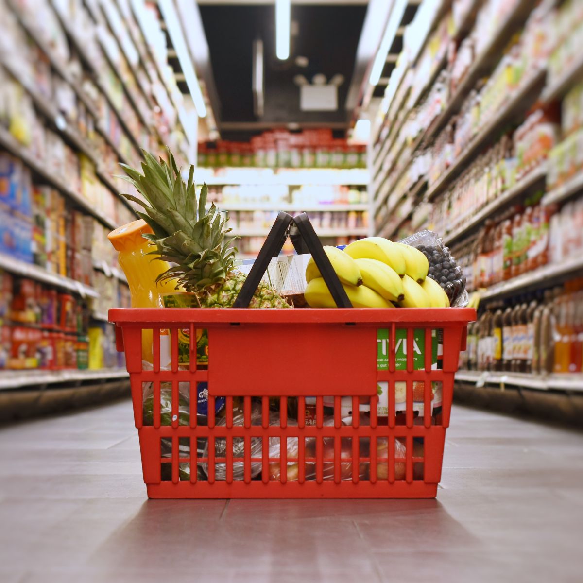 20+ Easy, Practical Ways To Save Money On Groceries